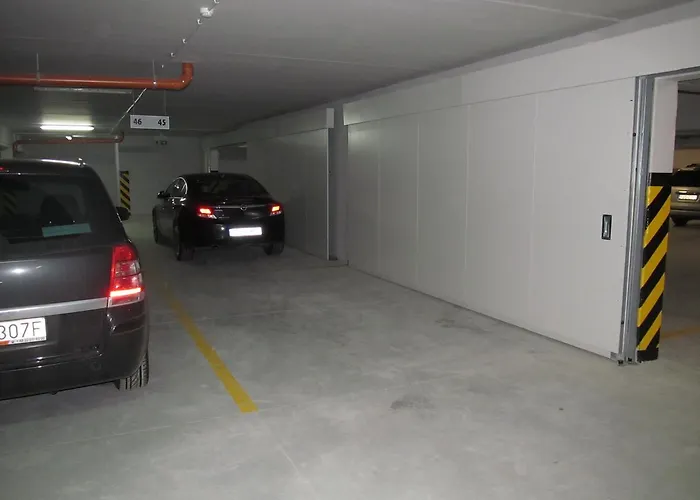 Dwupoziomowy - * Pogorzelica (Gmina Rewal)